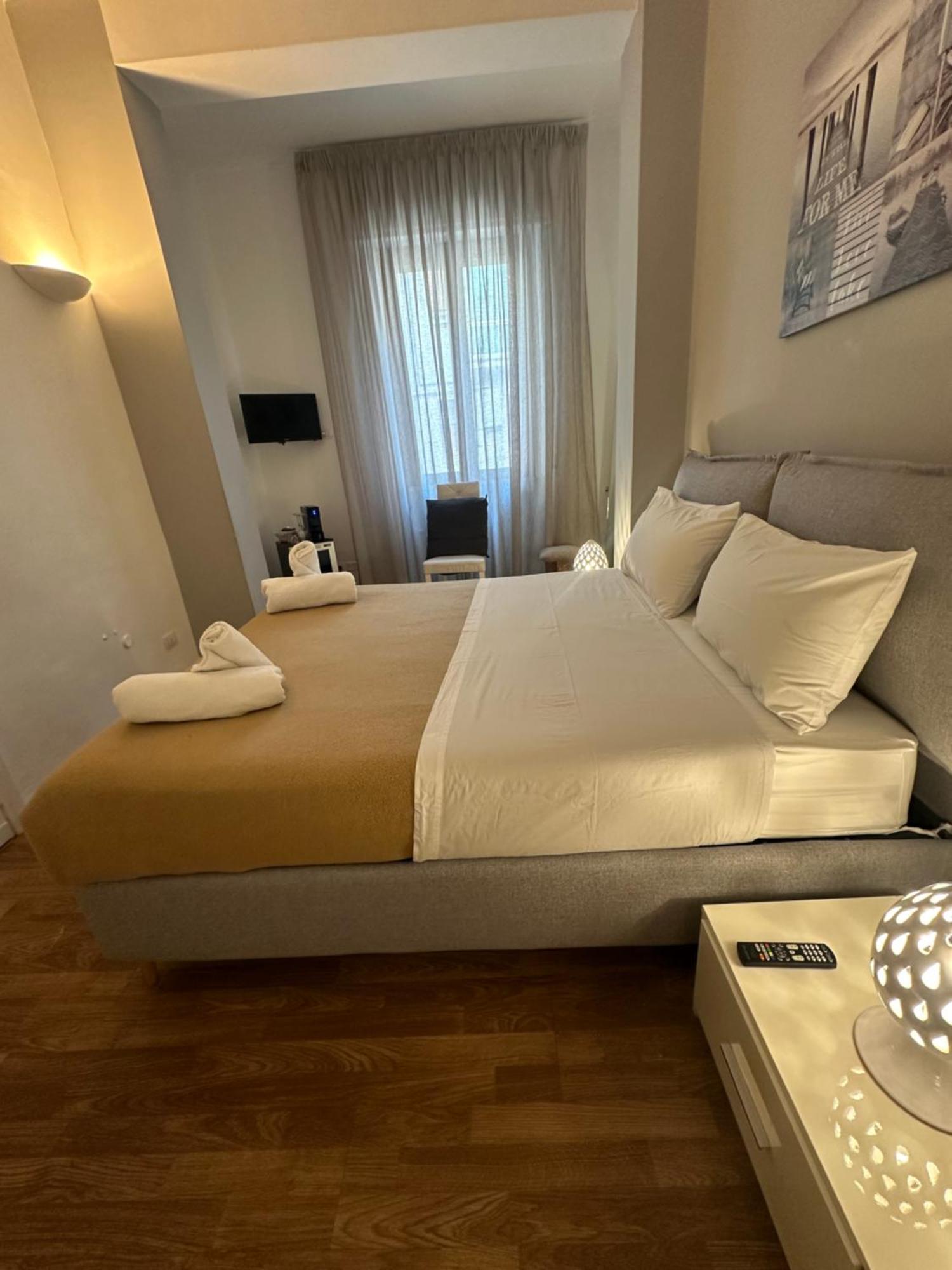 B&B Degli Artisti Suite Lecce Exteriör bild