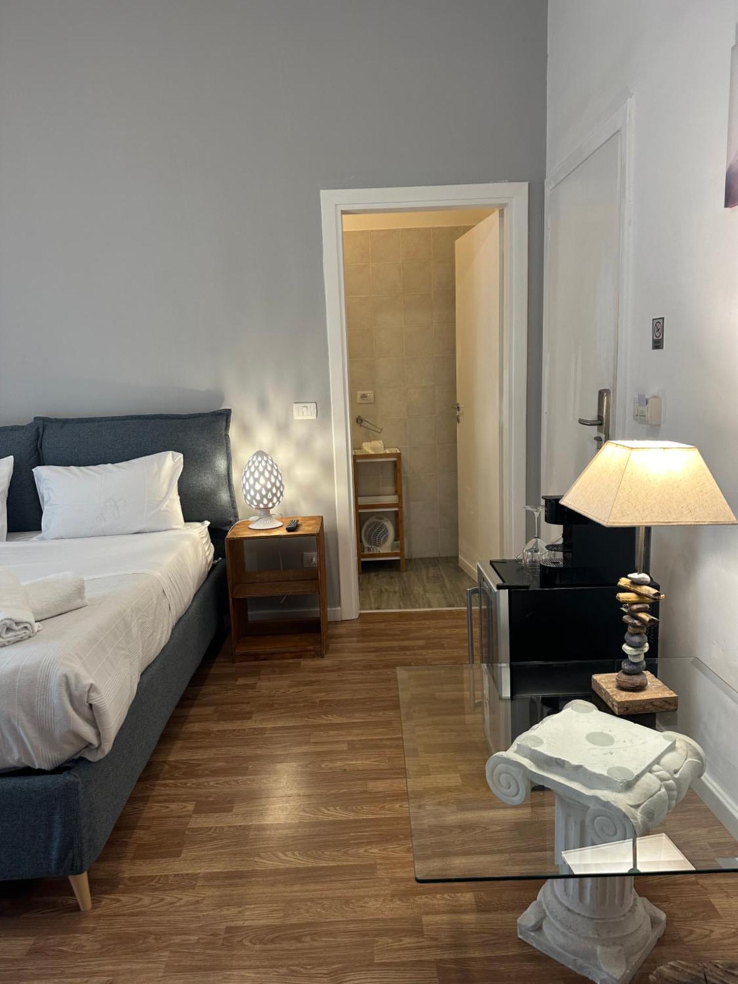 B&B Degli Artisti Suite Lecce Exteriör bild