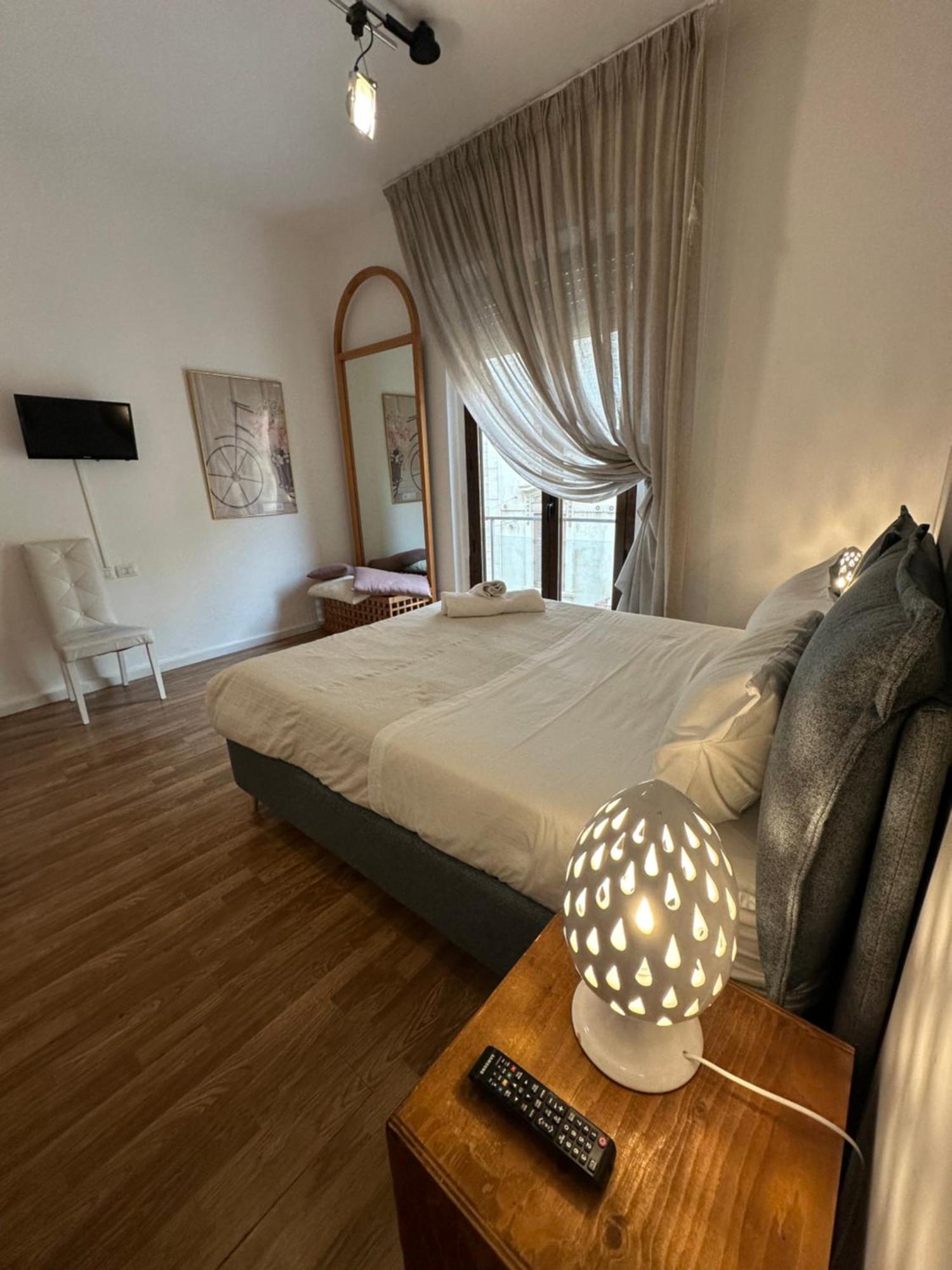 B&B Degli Artisti Suite Lecce Exteriör bild