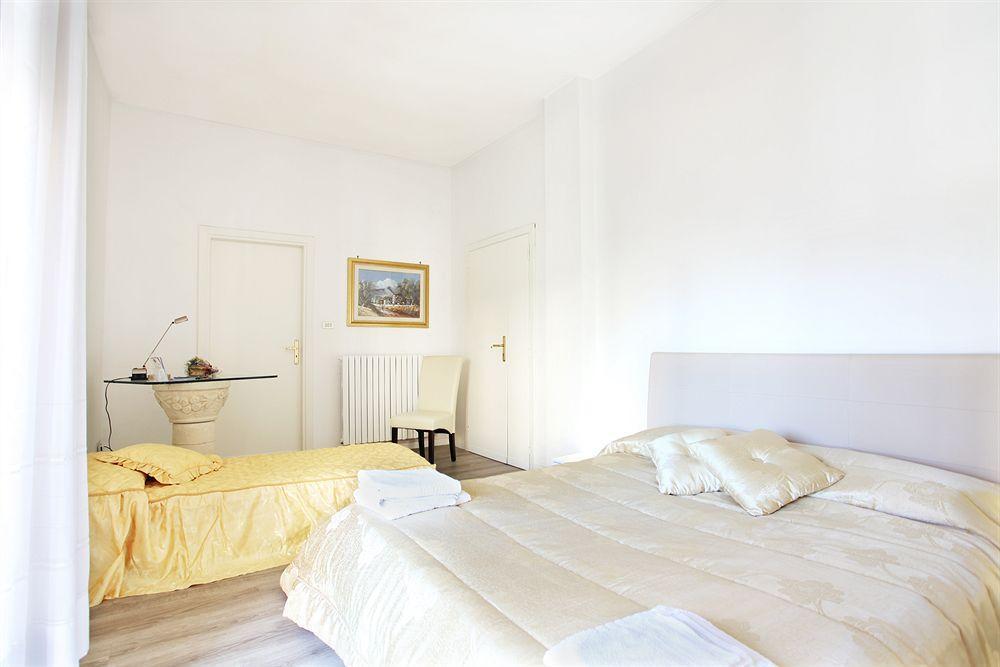 B&B Degli Artisti Suite Lecce Exteriör bild