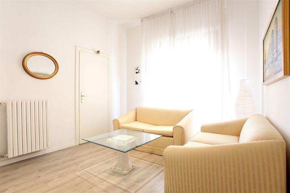 B&B Degli Artisti Suite Lecce Exteriör bild