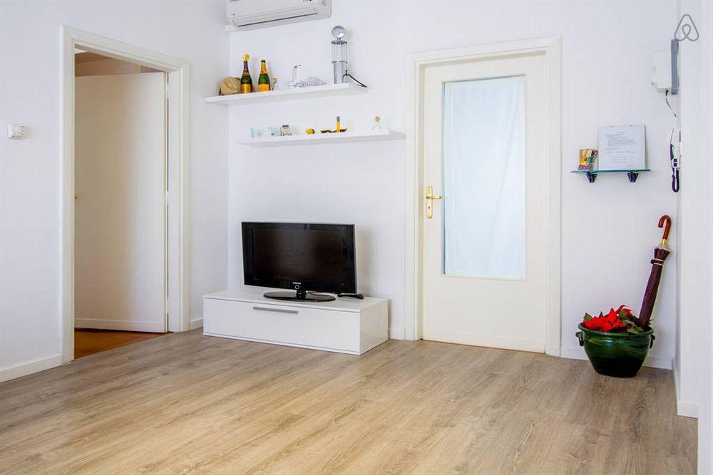 B&B Degli Artisti Suite Lecce Exteriör bild